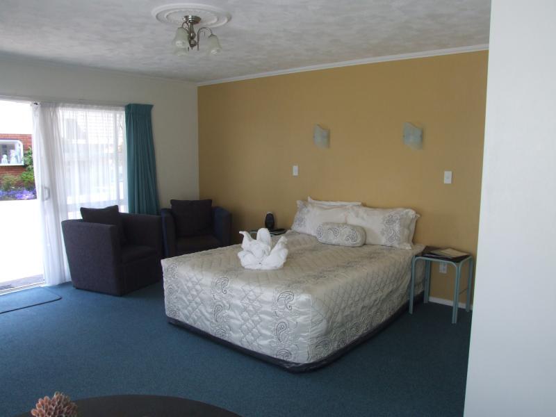 Palm Court Motel Otorohanga Exterior photo