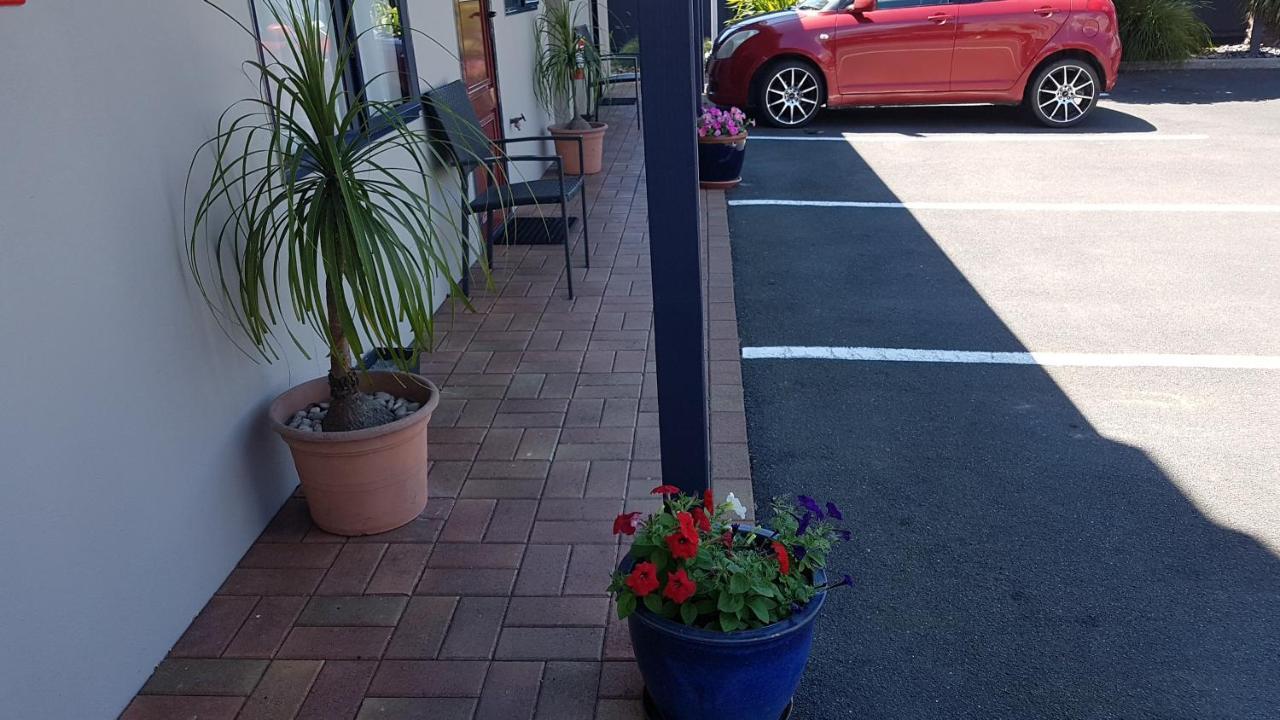 Palm Court Motel Otorohanga Exterior photo
