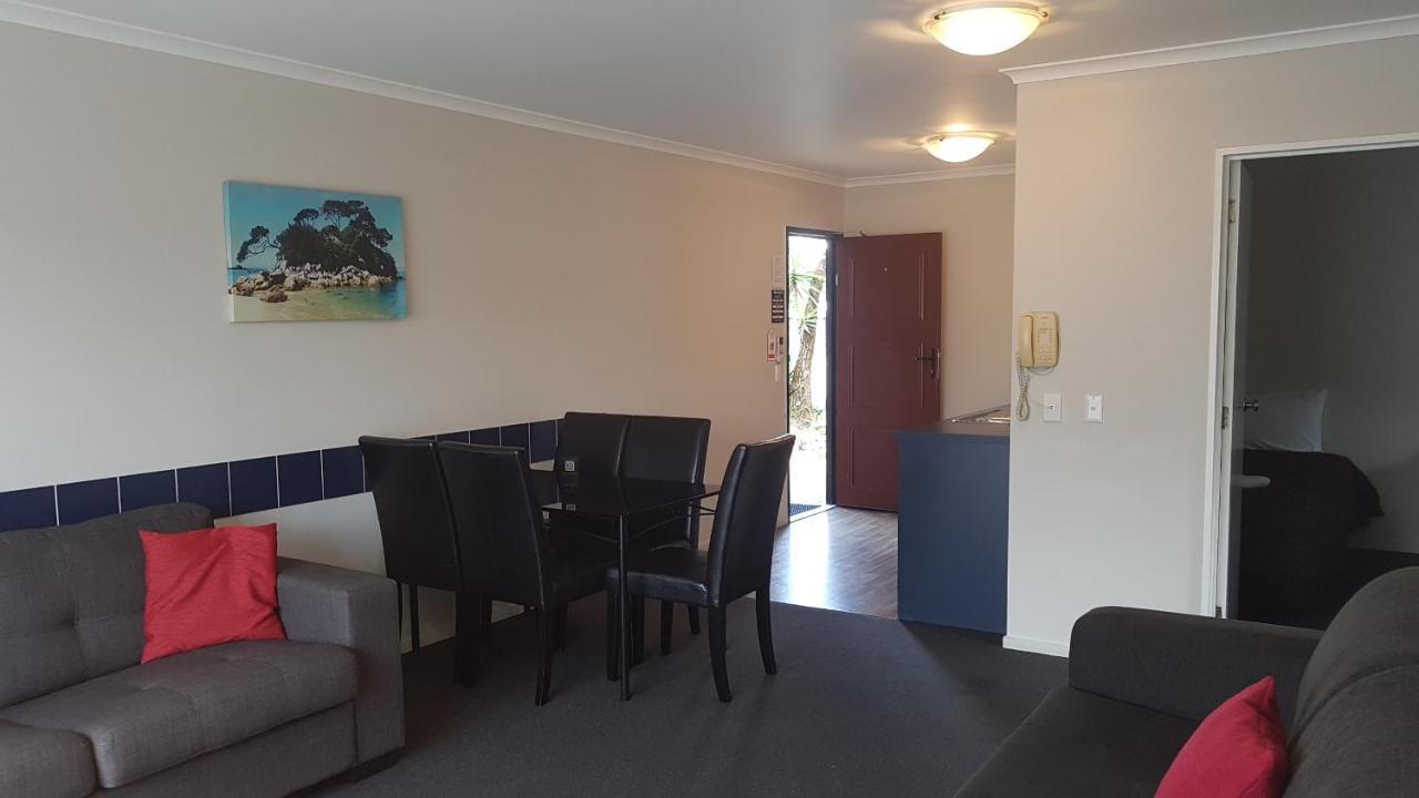 Palm Court Motel Otorohanga Exterior photo